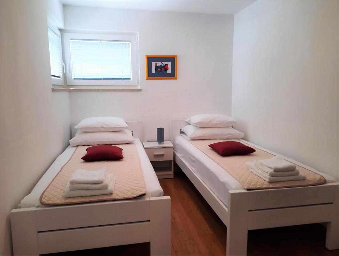 Apartment Mato Barbariga Luaran gambar